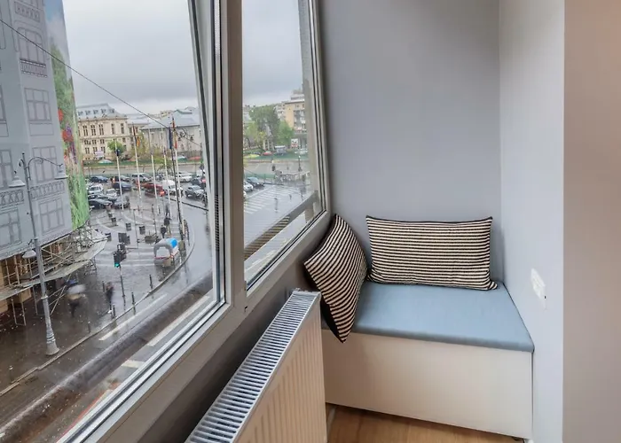 Chic - Ferrari - Old Town Apartment *